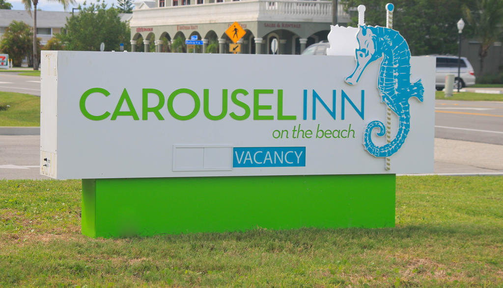 Carousel Beach Inn ฟอร์ตมายเยอร์สบีช ภายนอก รูปภาพ